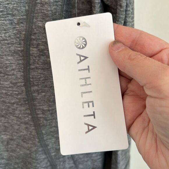 Athleta women Pacifica Illume Half Zip Gray Long Sleeve UPF Fitted Top large NWT - Picture 10 of 12
